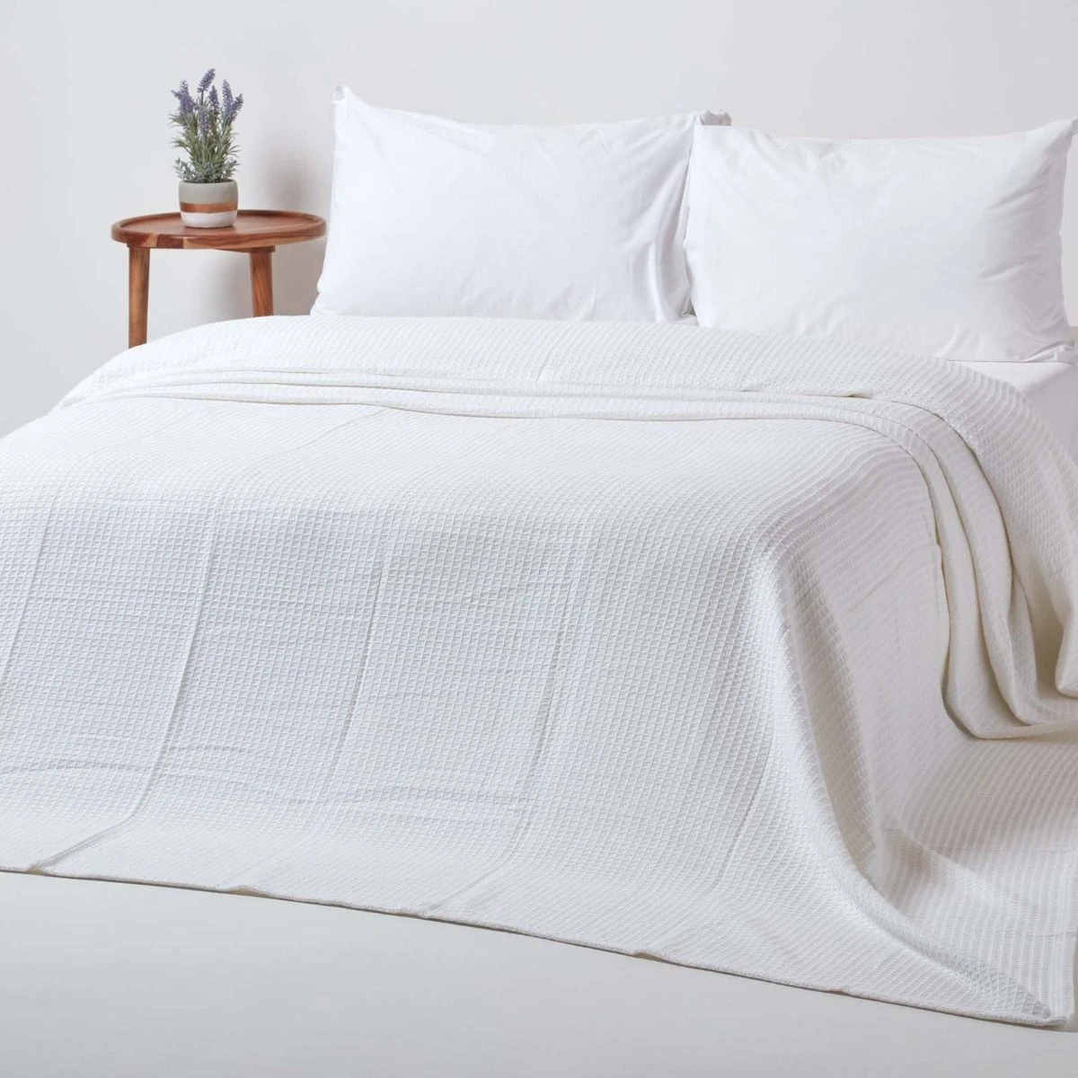 Organic Cotton Waffle Blanket/ Throw White 3 Organic Cotton Waffle Blanket/ Throw White