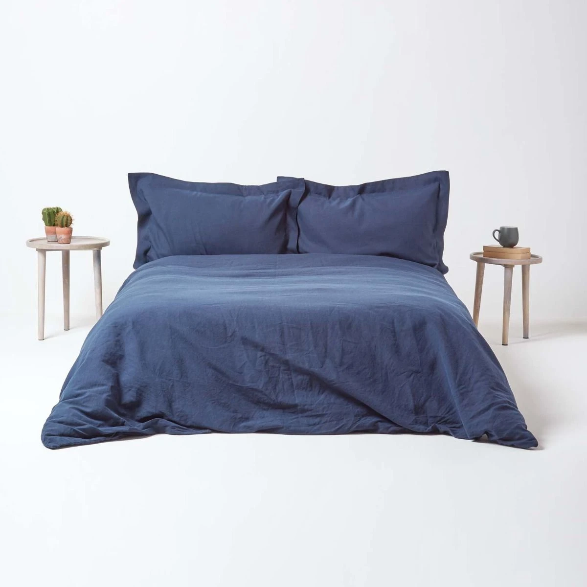 Navy Blue Linen Oxford Pillowcase, King 7 Navy Blue Linen Oxford Pillowcase, King - Image 5