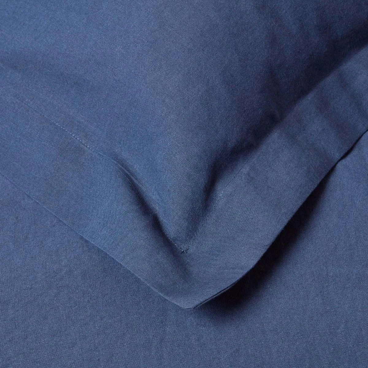 Navy Blue Linen Oxford Pillowcase, King 8 Navy Blue Linen Oxford Pillowcase, King - Image 6