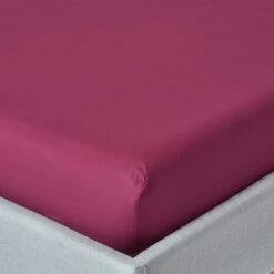 Plum Egyptian Cotton Deep Fitted Sheet 200 TC
