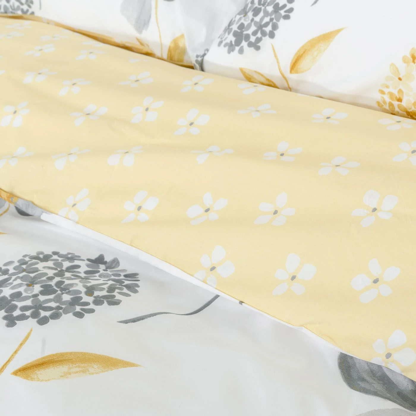 Lemon, White And Grey Floral Duvet Cover Set 5 Lemon, White And Grey Floral Duvet Cover Set - Image 3