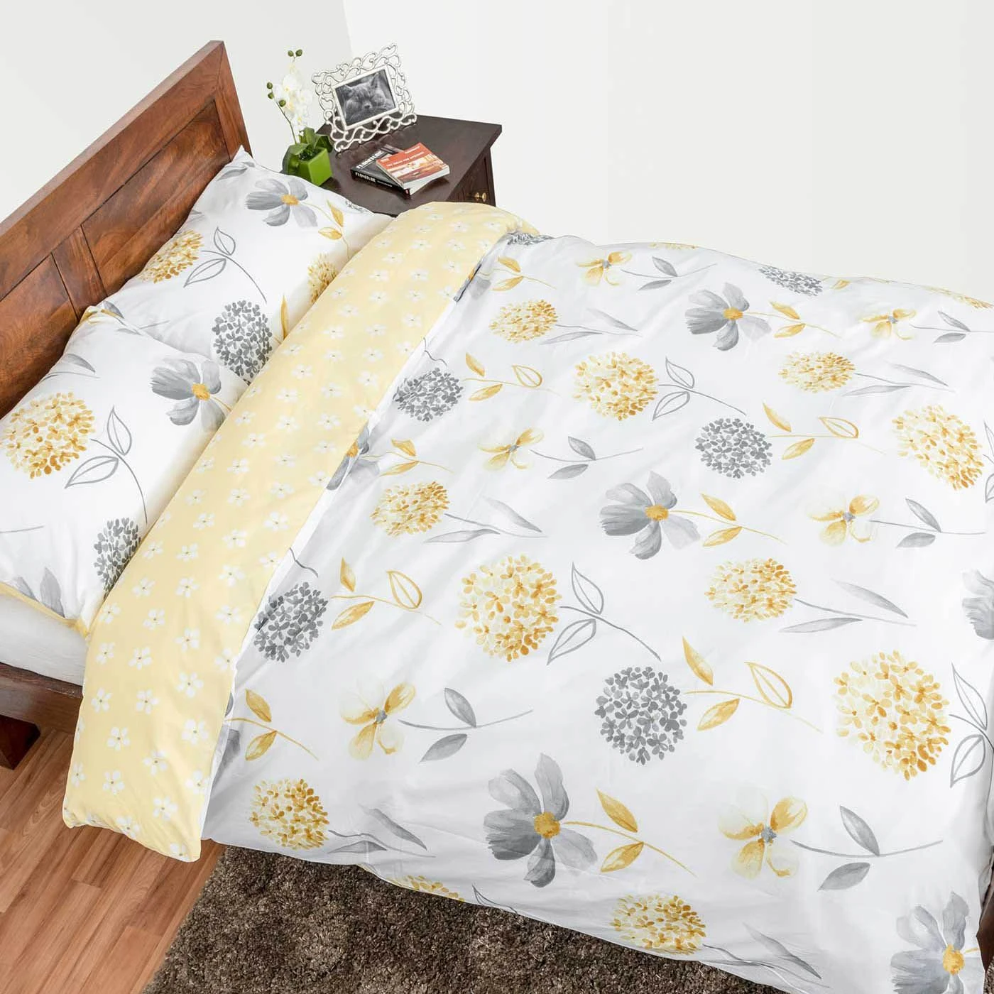 Lemon, White And Grey Floral Duvet Cover Set 4 Lemon, White And Grey Floral Duvet Cover Set - Image 2