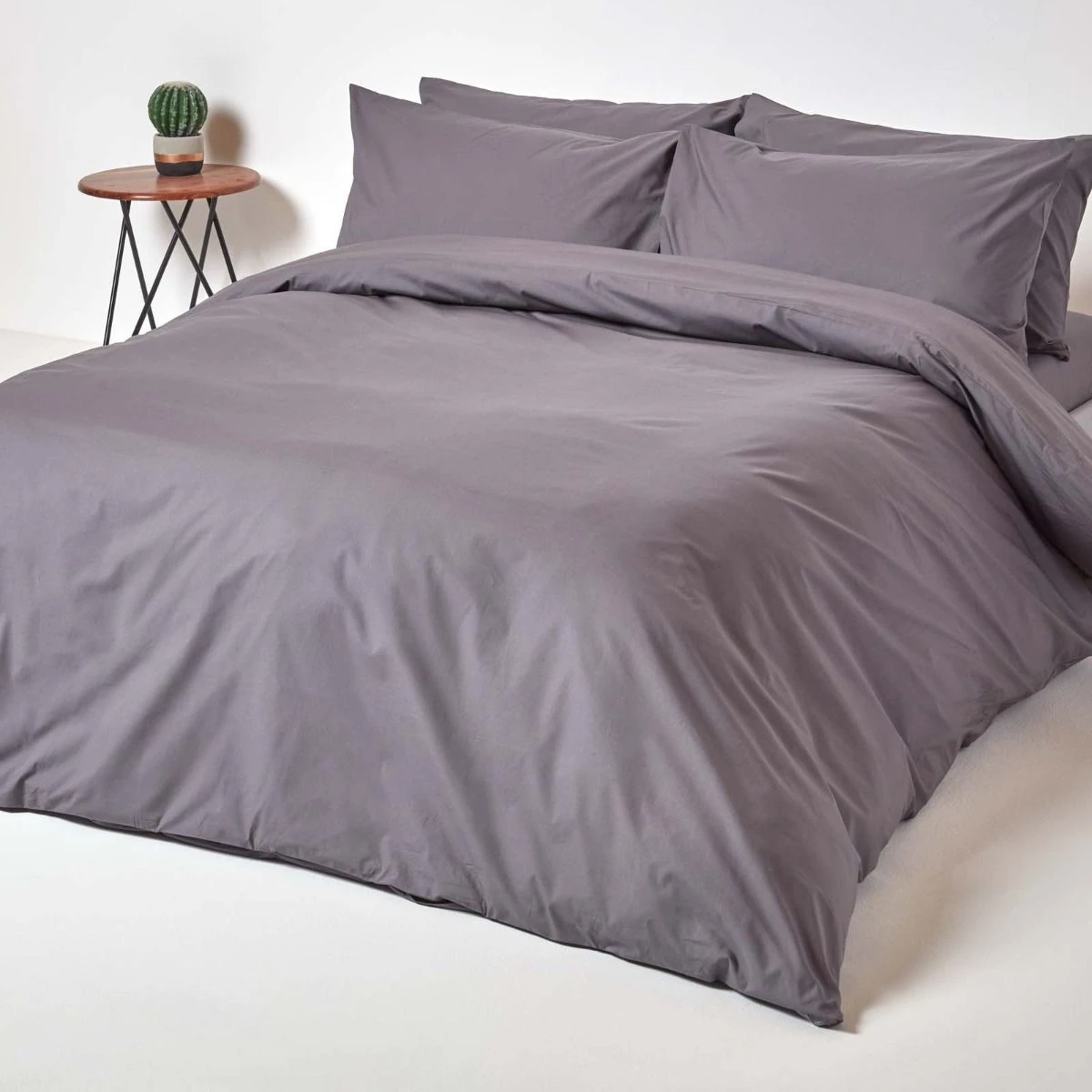 Dark Grey Egyptian Cotton Duvet Cover With Pillowcases 200 Thread Count 4 Dark Grey Egyptian Cotton Duvet Cover With Pillowcases 200 Thread Count - Image 2