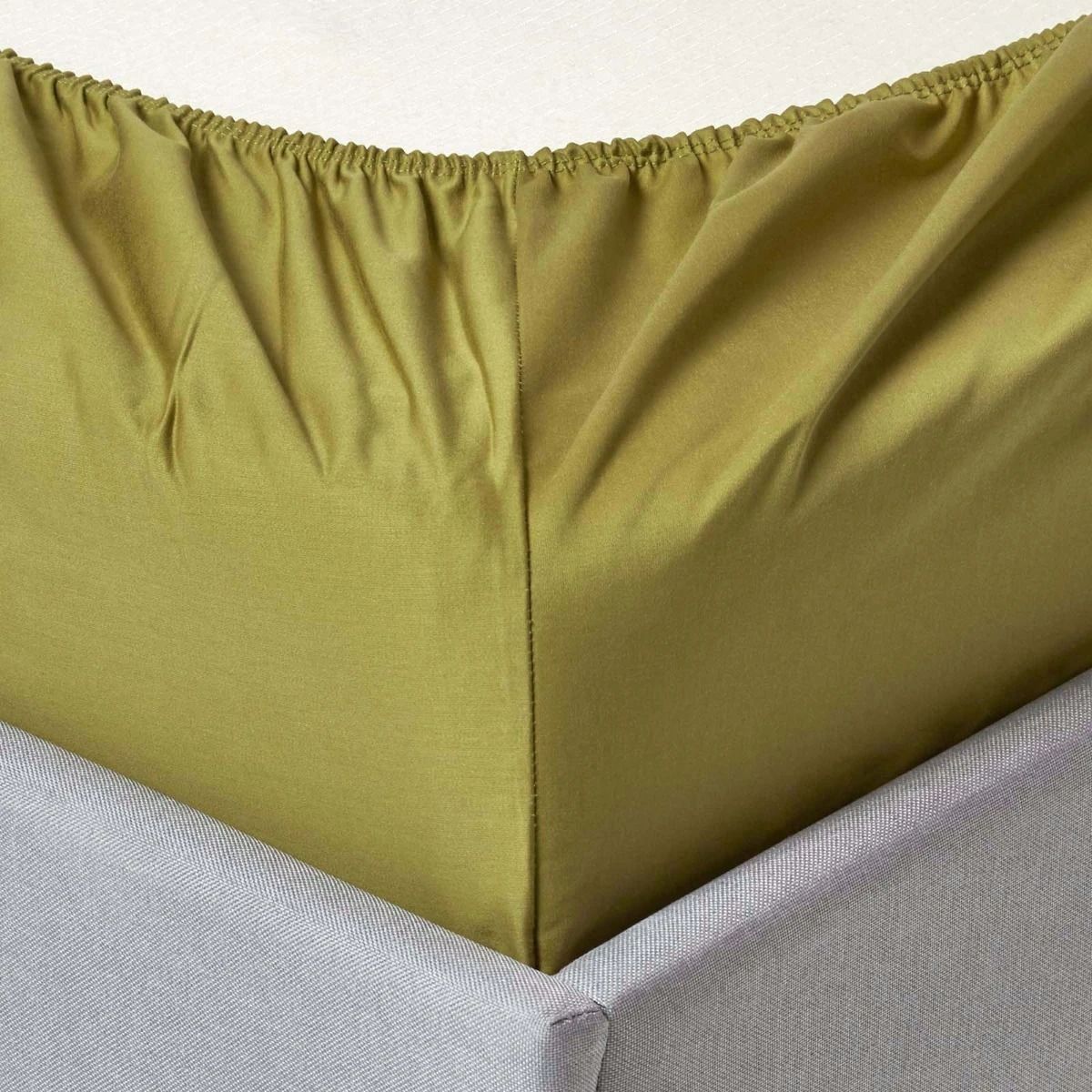 Olive Green Deep Fitted Sheet Egyptian Cotton 1000 TC 4 Olive Green Deep Fitted Sheet Egyptian Cotton 1000 TC - Image 2