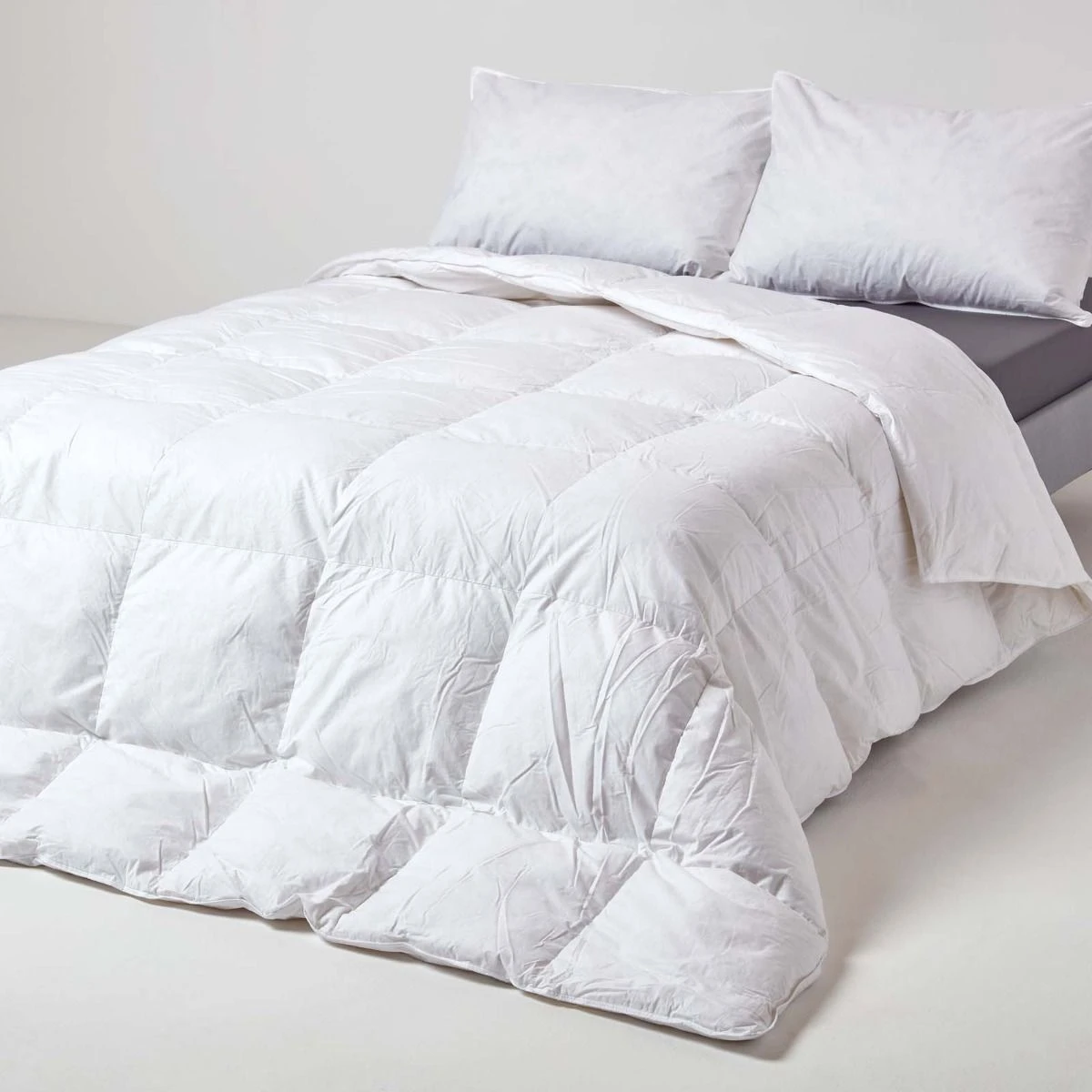 Goose Feather And Down 13.5 Tog Duvet 4 Goose Feather And Down 13.5 Tog Duvet - Image 2