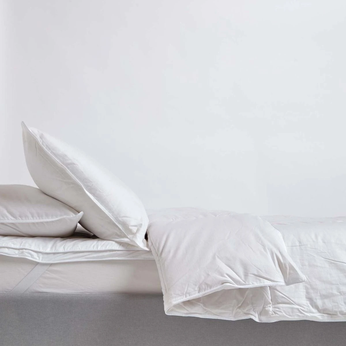 Indulgent Pure Mulberry Silk Blend 13.5 Tog Autumn/Winter Duvet 7 Indulgent Pure Mulberry Silk Blend 13.5 Tog Autumn/Winter Duvet - Image 5