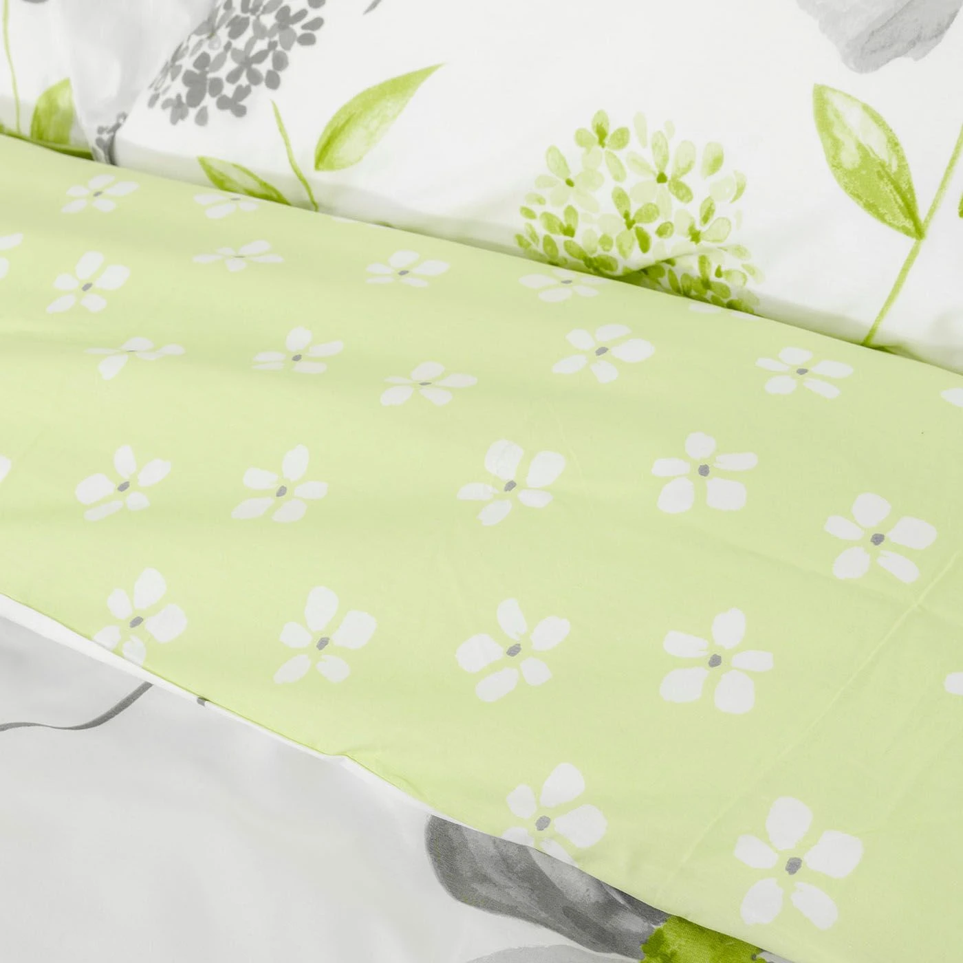 Green, White And Grey Floral Duvet Cover Set 5 Green, White And Grey Floral Duvet Cover Set - Image 3