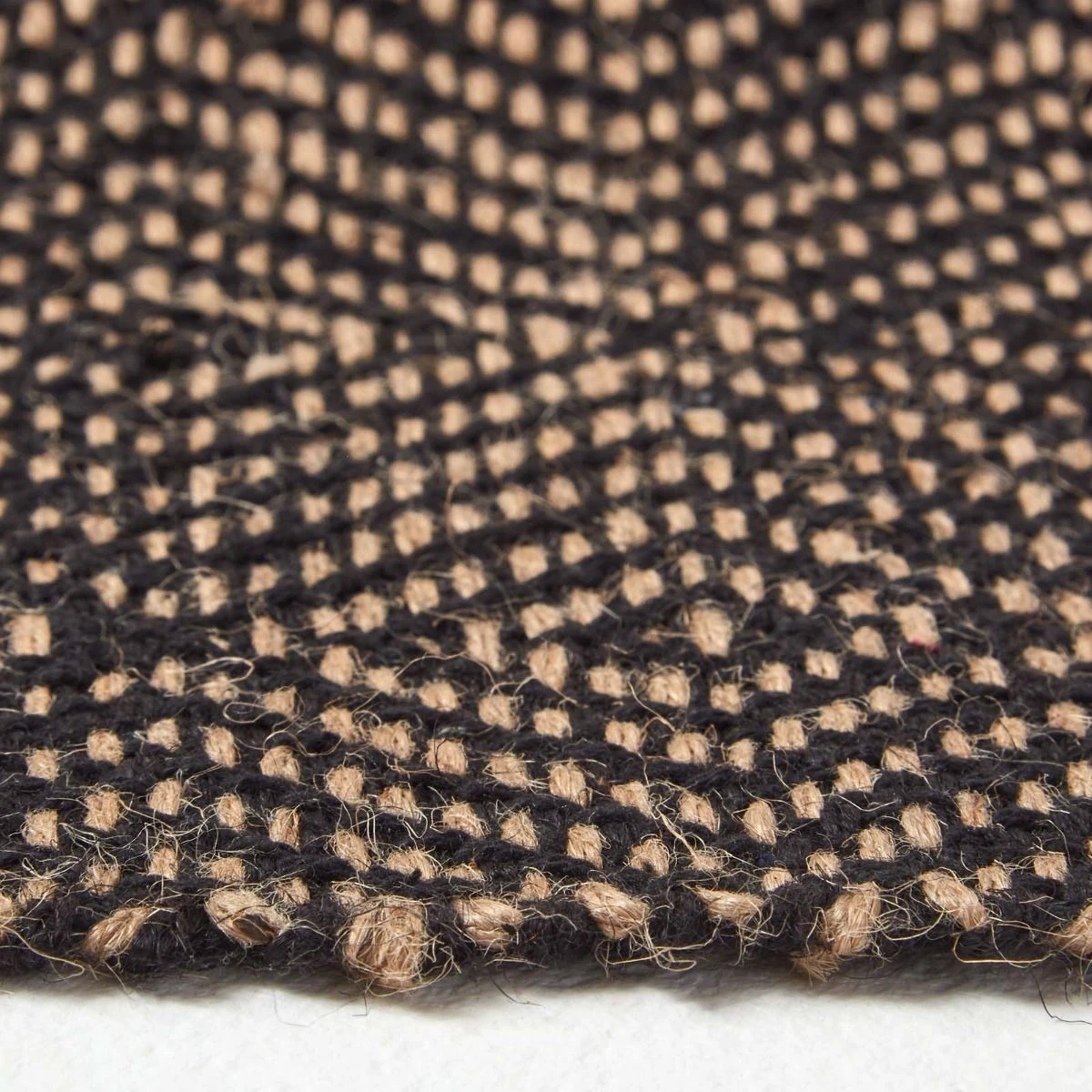 Hand Woven Geometric Patterned Black Jute Rug 6 Hand Woven Geometric Patterned Black Jute Rug - Image 4