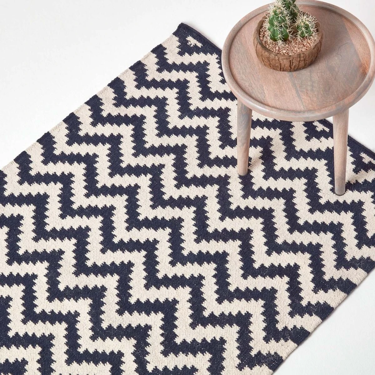 Casablanca Handwoven Zig Zag Pattern Dark Blue And White Cotton Kilim Rug 3 Casablanca Handwoven Zig Zag Pattern Dark Blue And White Cotton Kilim Rug
