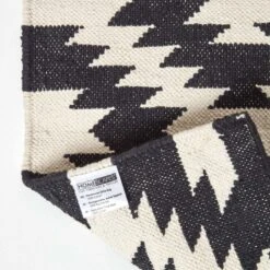 Zurich Handwoven Black And White Cotton Geometric Kilim Rug 11 Zurich Handwoven Black And White Cotton Geometric Kilim Rug -Best Homeware Store ru1290 05