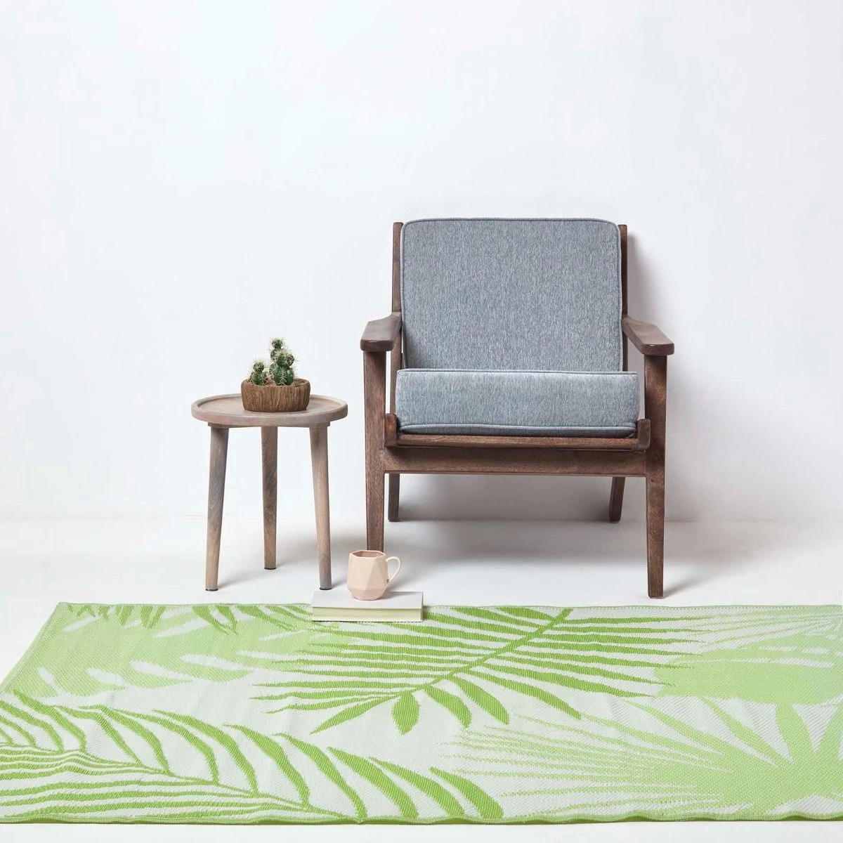 Green Tropical Leaf Pattern Reversible Outdoor Rug 7 Green Tropical Leaf Pattern Reversible Outdoor Rug - Image 5
