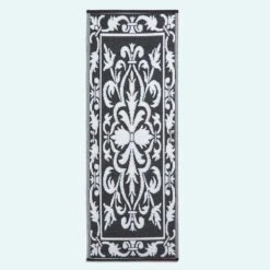 Black & White Outdoor Rug Runner With Damask Design, 198 X 73 Cm