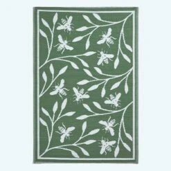Green Floral Outdoor Rug With Bumble Bee Design, 182 X 122 Cm