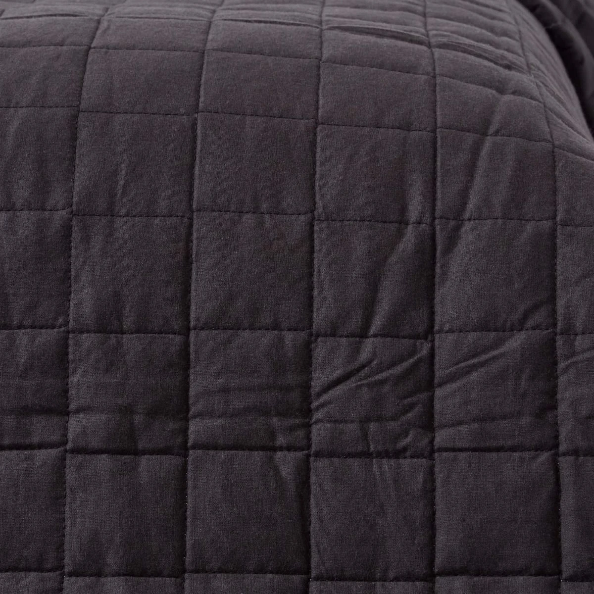 Cotton Quilted Reversible Bedspread Black & Grey 5 Cotton Quilted Reversible Bedspread Black & Grey - Image 3