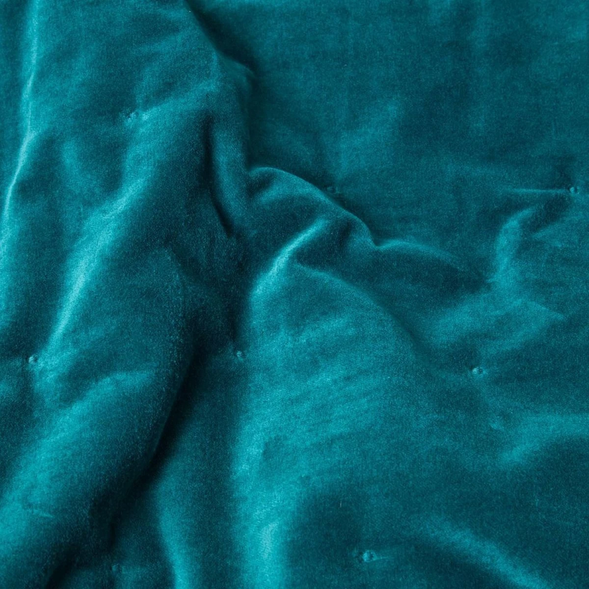 Teal Green Velvet Quilted Throw 5 Teal Green Velvet Quilted Throw - Image 3