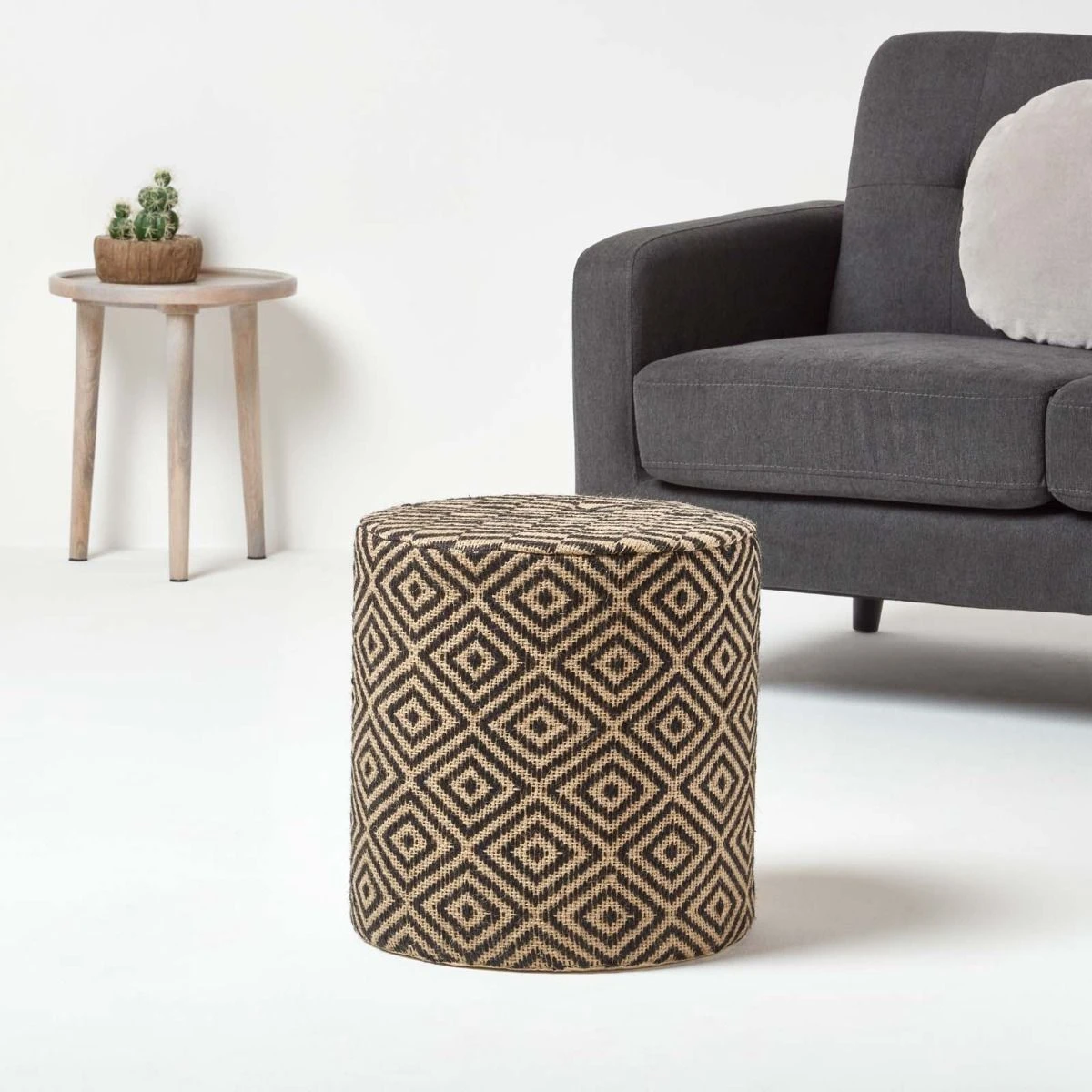 Jute Round Pouffe Black And Off-White Herringbone Pattern, 40 X 40 X 42 Cm 4 Jute Round Pouffe Black And Off-White Herringbone Pattern, 40 X 40 X 42 Cm - Image 2
