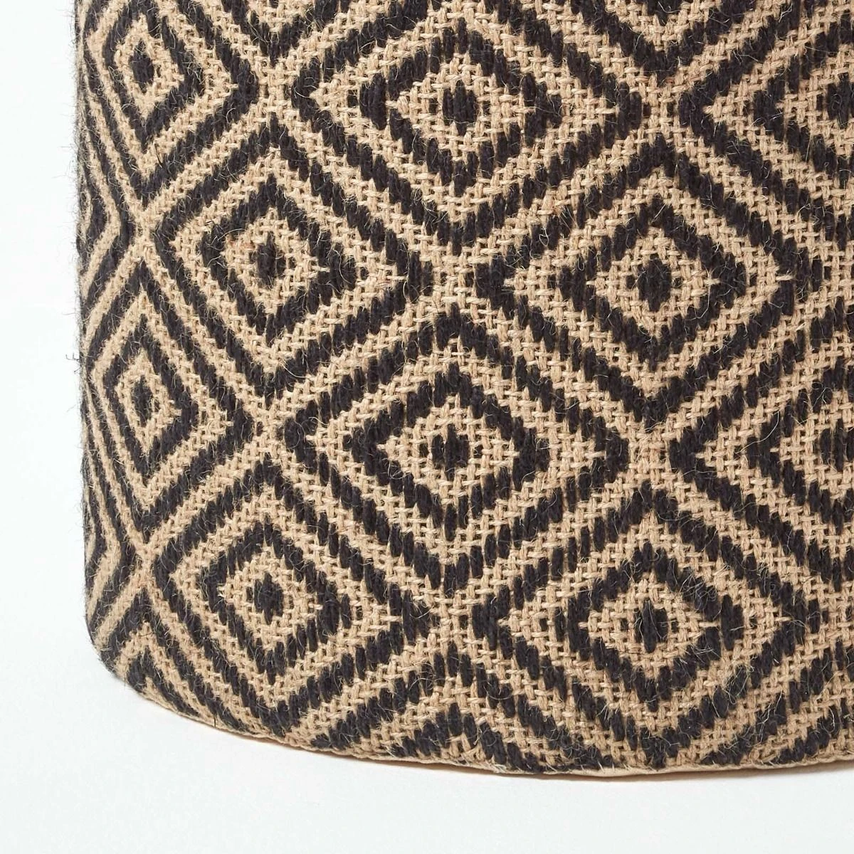 Jute Round Pouffe Black And Off-White Herringbone Pattern, 40 X 40 X 42 Cm 6 Jute Round Pouffe Black And Off-White Herringbone Pattern, 40 X 40 X 42 Cm - Image 4