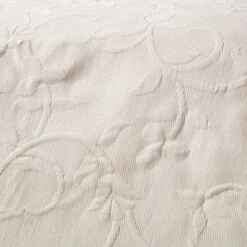 Cream Cotton Rich Floral Metelassé Pattern Bedspread 7 Cream Cotton Rich Floral Metelassé Pattern Bedspread -Best Homeware Store sf1790 3