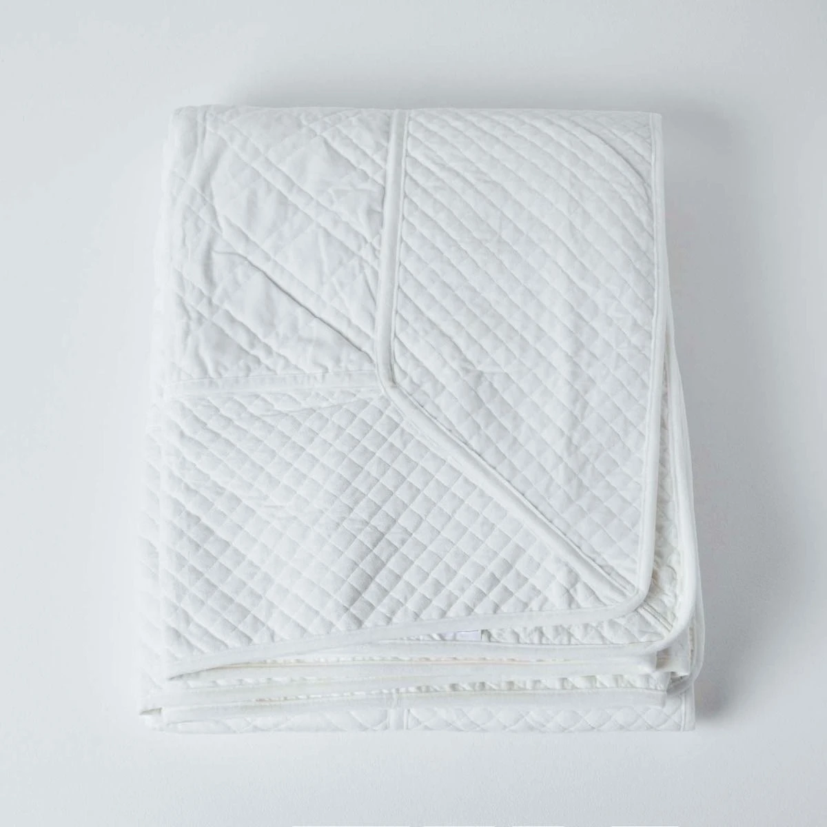 Cream Paragon Diamond Geometric Velvet Bedspread 4 Cream Paragon Diamond Geometric Velvet Bedspread - Image 2