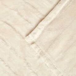 Cream Soft Touch Fur Throw 130 X 180 Cm 10 Cream Soft Touch Fur Throw 130 X 180 Cm -Best Homeware Store sf2210b 04