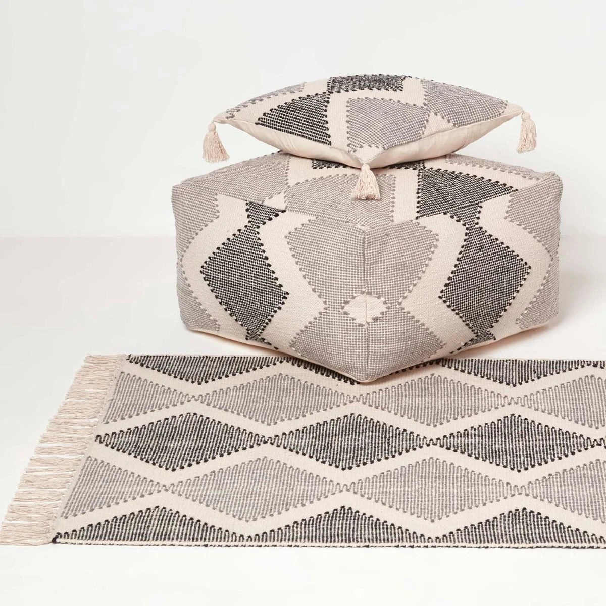 Malmo Handwoven Textured Grey & Black Pouffe Bean Cube 8 Malmo Handwoven Textured Grey & Black Pouffe Bean Cube - Image 6