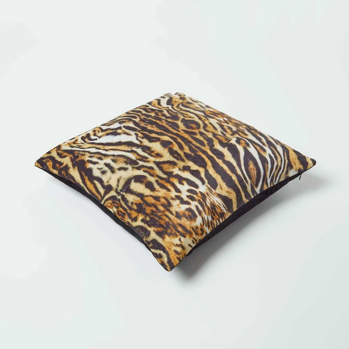 Tiger Print Velvet Filled Cushion 46 X 46 Cm 7 Tiger Print Velvet Filled Cushion 46 X 46 Cm - Image 5