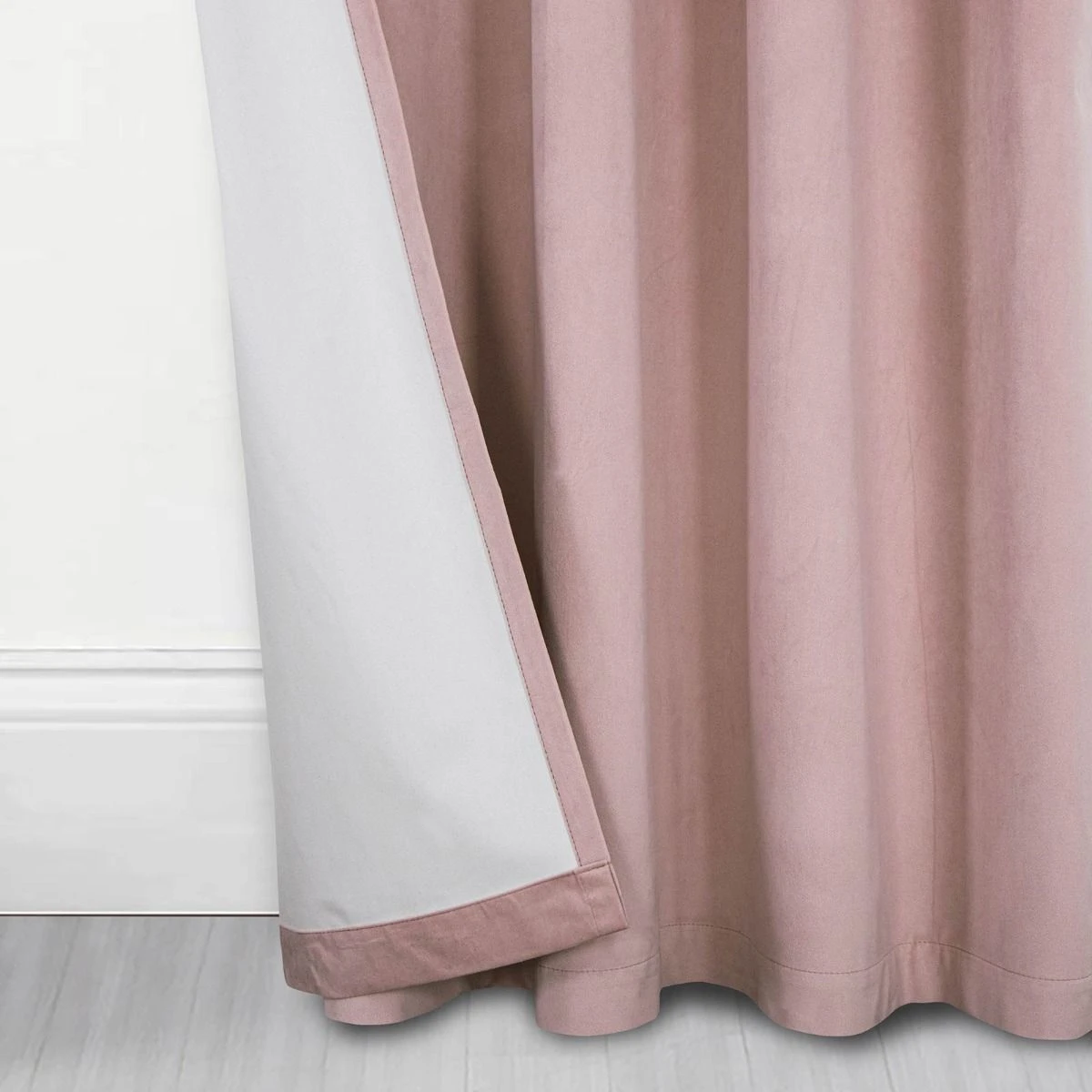Thermal 100% Blackout Pink Velvet Curtains 5 Thermal 100% Blackout Pink Velvet Curtains - Image 3
