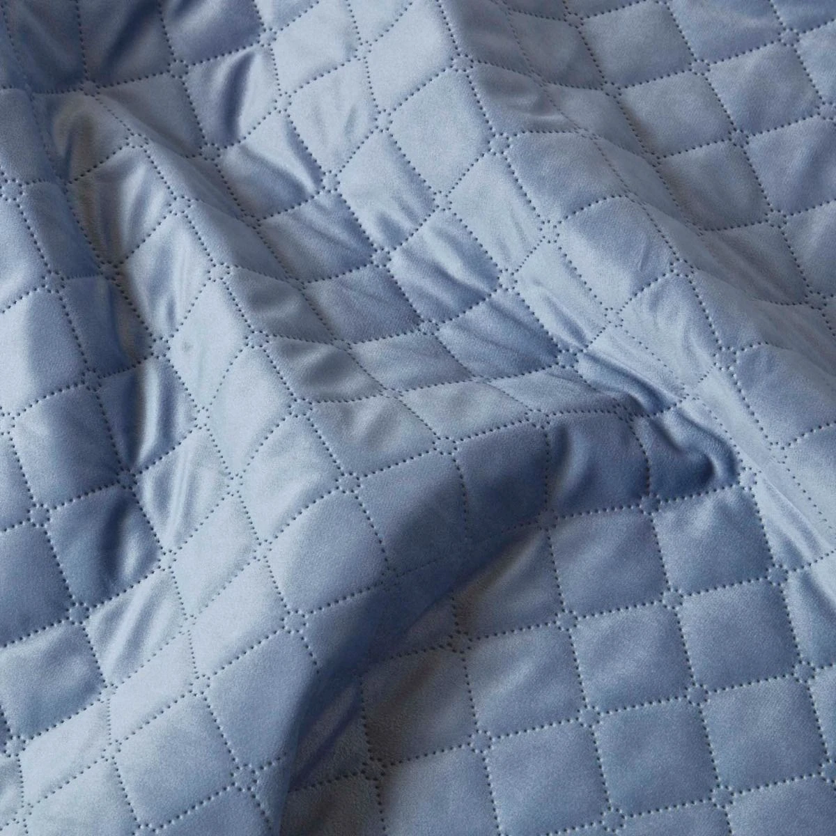 Diamond Quilted Blue Velvet Bed Throw 6 Diamond Quilted Blue Velvet Bed Throw - Image 4
