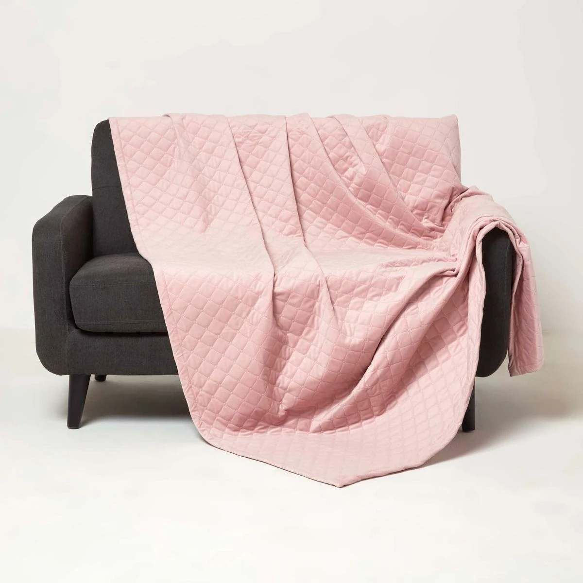 Diamond Quilted Pink Velvet Bed Throw 4 Diamond Quilted Pink Velvet Bed Throw - Image 2